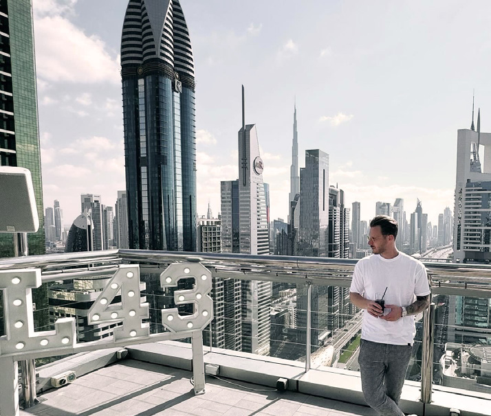 Csiernik Lehel Dubaiban, a saját bemutatkozó anyagából